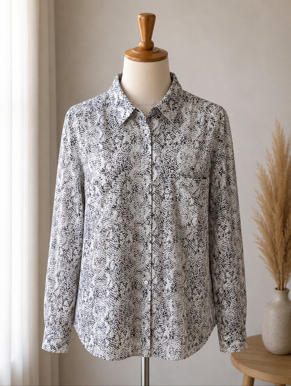 Lilla P Women’s Printed Button-Up Blouse – Size S